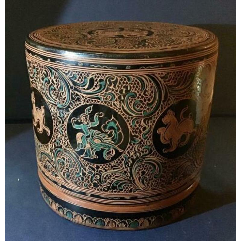 Vintage lakdoos uit birma burma Myanmar pan-yun betel nut