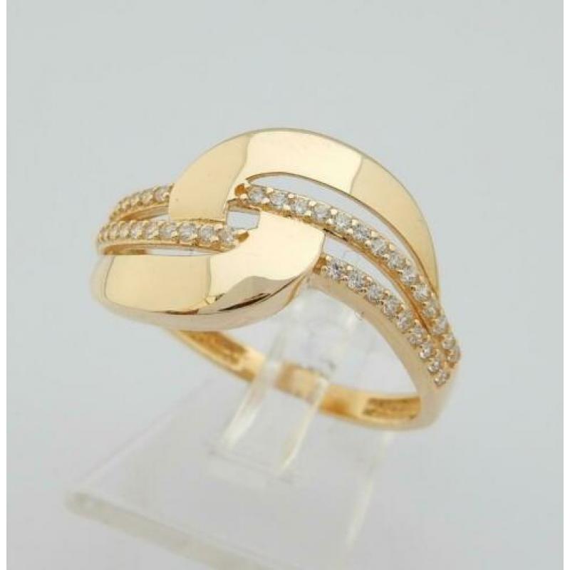 Brede 14 karaat Gouden Dames Ring met Witte Safieren M18