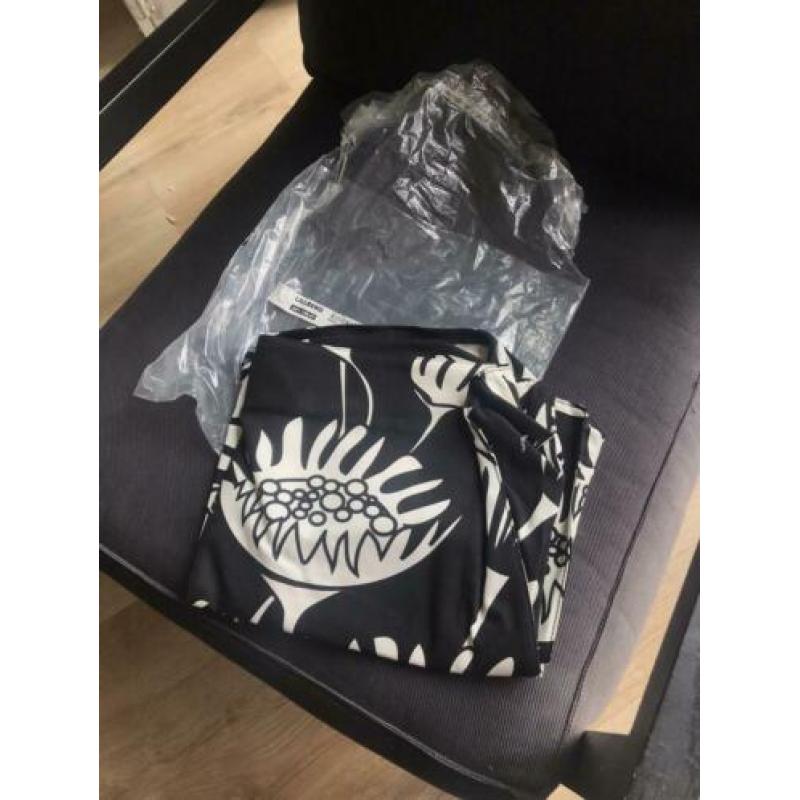 Gratis Ikea schommelstoel Lillberg met nieuwe set bekleding