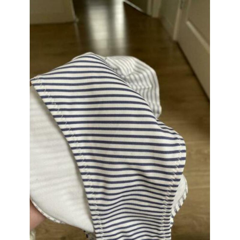 H&M blauw/wit gestreepte bikini met ruffles maat M