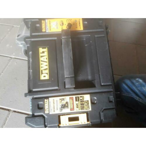 Dewalt koffers met karretje