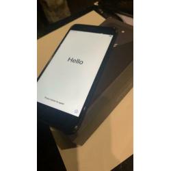 Apple iPhone 8 Plus 256GB met doosje en toebehoren