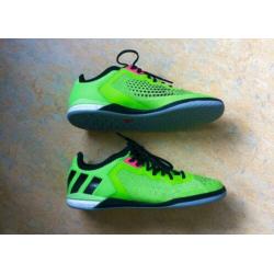 Pro Adidas zaalschoen / indoor / zaalvoetbalschoen / futsal