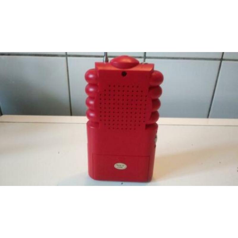 Retro rode Vichy Energetic radio