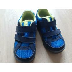 Nieuwe wandel bergschoenen van Quechua maat 25