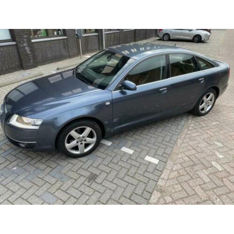 2 stuks AUDI A6 2.4 V6 130KW Multitronic + A6 Avant 2007