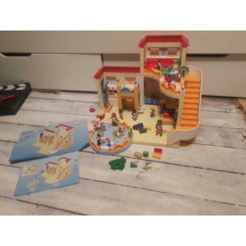 playmobil Kinderdagverblijf 5567+5570! leuke set!!