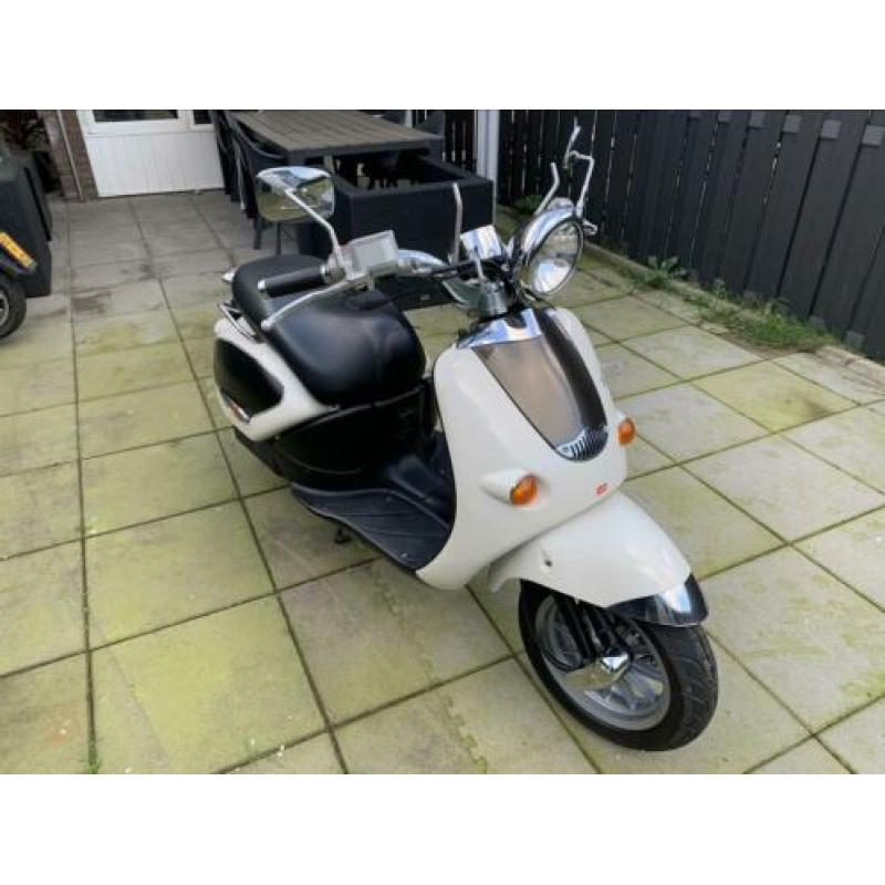 Aprilia habana mojito retro snor scooter piaggio blok
