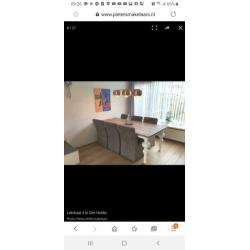 Eettafel met 6 stoelen