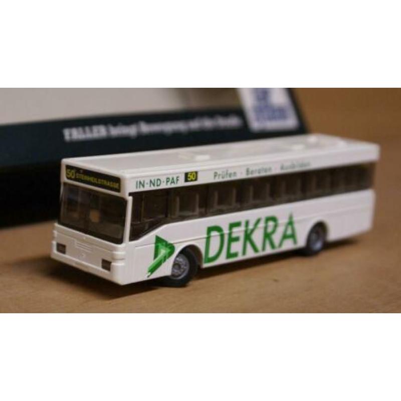 Faller stadsbus DEKRA 1 : 87