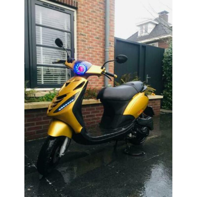Piaggio Zip 2012