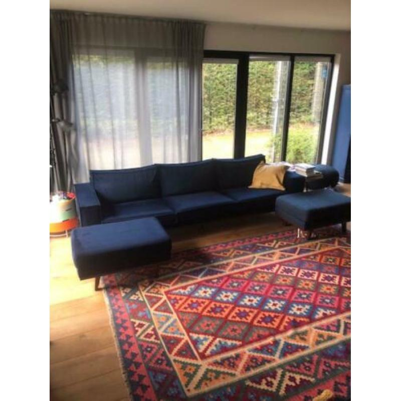 4-zitsbank Verona velours en 2 bijpassende hockers