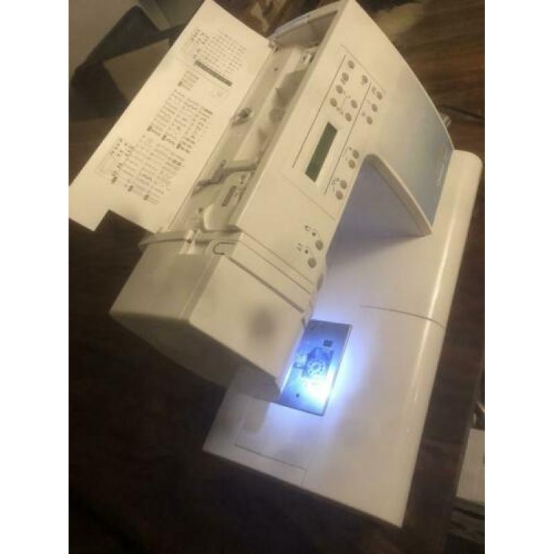 Naaimachine Singer -Quantum 9910