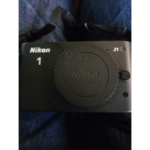 Nikon 1 J1 incl 10 - 30 mm lens