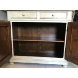 Brocante (kleding)kast