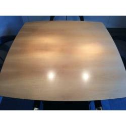 Zeer fraaie unieke design tafel - notenhout houten eettafel
