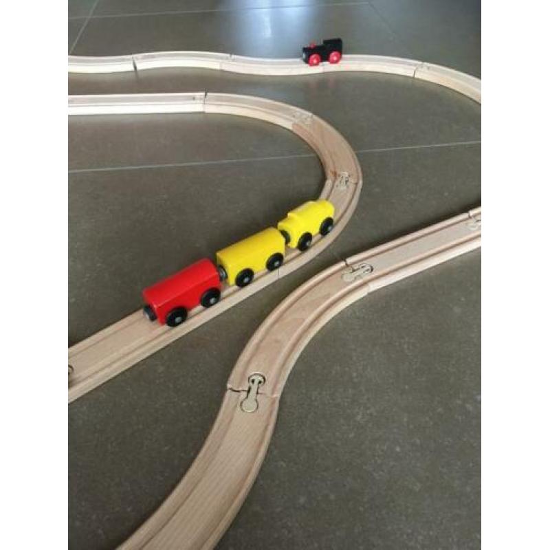 Houten treinbaan Ikea en extra