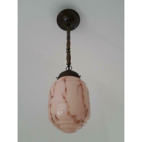 Art deco hanglamp met gemarmerd glas.