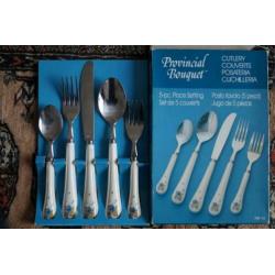 Provincial bouquet servies delen