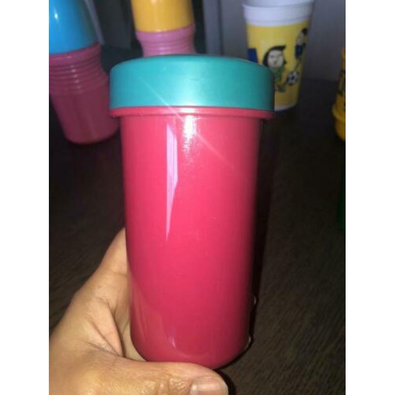 Diverse drinkbekers !!! Alle 6 bekers voor 5€