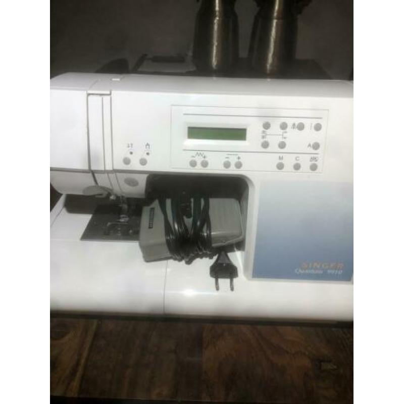 Naaimachine Singer -Quantum 9910