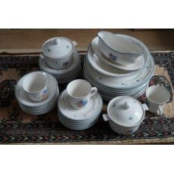 Provincial bouquet servies delen