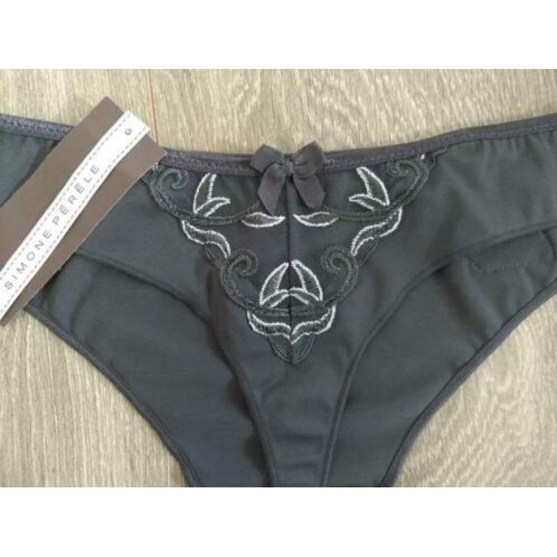 SIMONE PERELE ~ String ~Maat (4) L NIEUW met LABEL!
