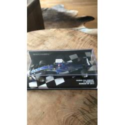 Sauber Ferrari Minichamps 1:43 Wehrlein Bahrein GP 2017
