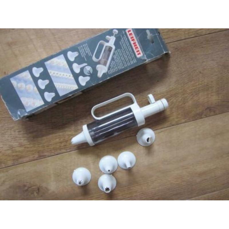 LEIFHEIT garneerspuit - slagroomspuit + 6 vormtules