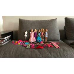 Barbie poppen + kleertjes en accessoires!