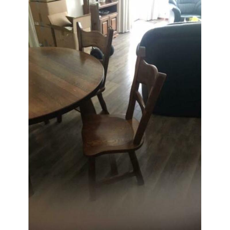 ronde eiken eettafel