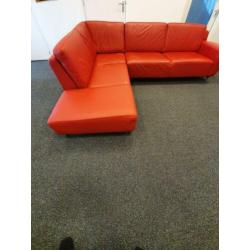 rood lederen design hoekbankstel (als nieuw)