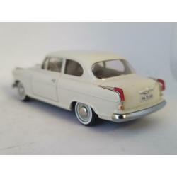 Borgward Isabella 1:43 se model leader Pol