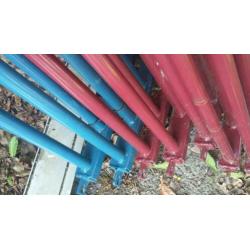 hekwerk gepoedercoat. 2.27 b x 0.92 h