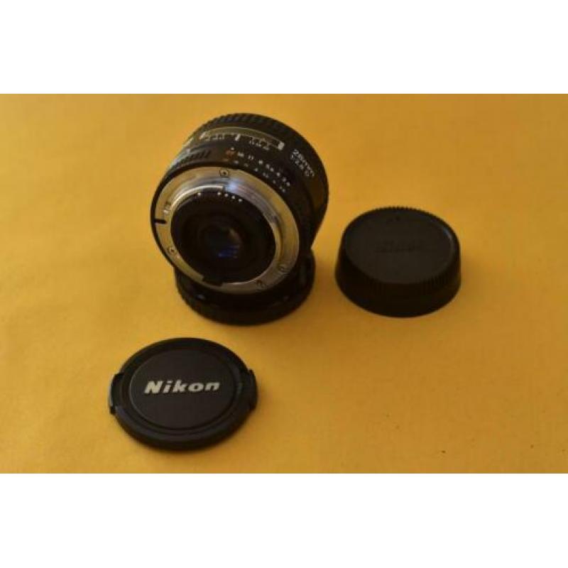 Nikon/Nikkor lenzen 28mm 100mm 36/72mm 18/55mm