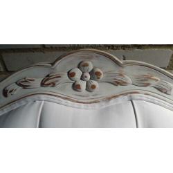 Loveseat