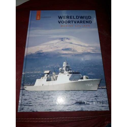 Wereldwijd voortvarend marine 525 jaar