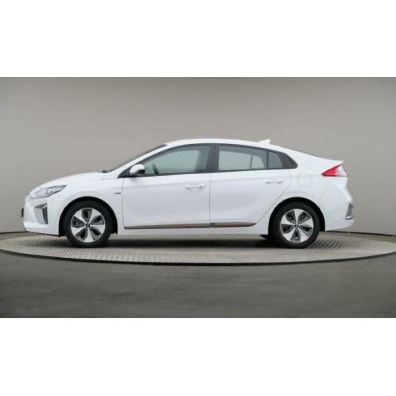 Hyundai IONIQ Comfort EV 4% Bijtelling Automaat, Navigatie