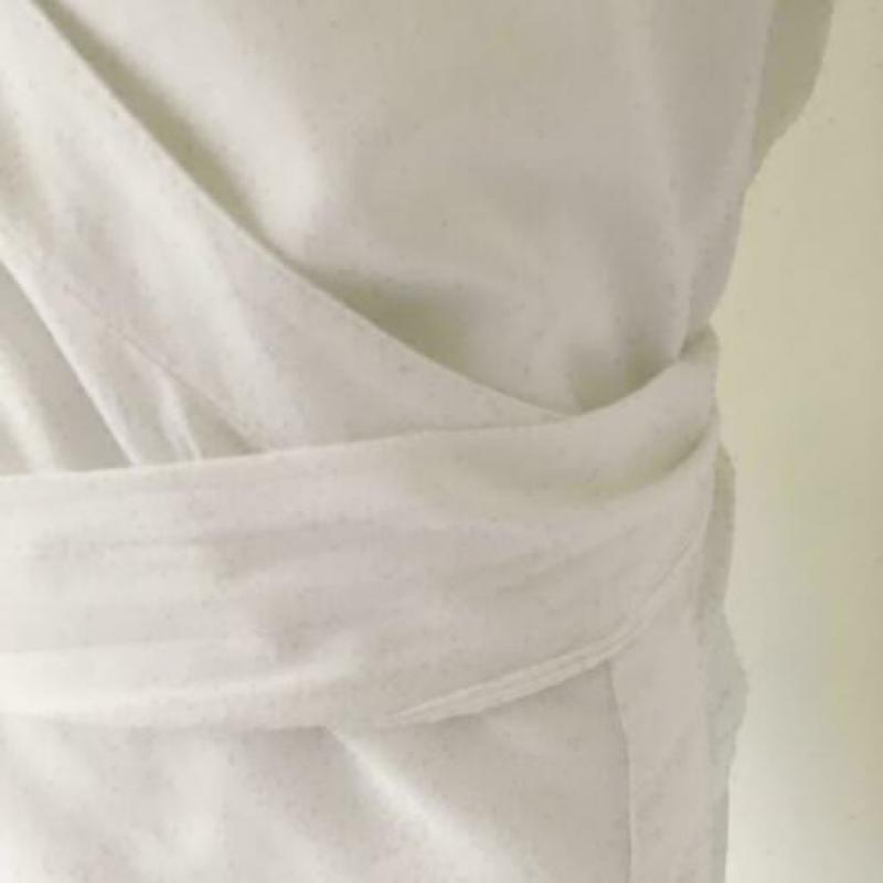 3750 Witte overslag knoop blouse FORECAST; Mt=S/36 Nieuwsta
