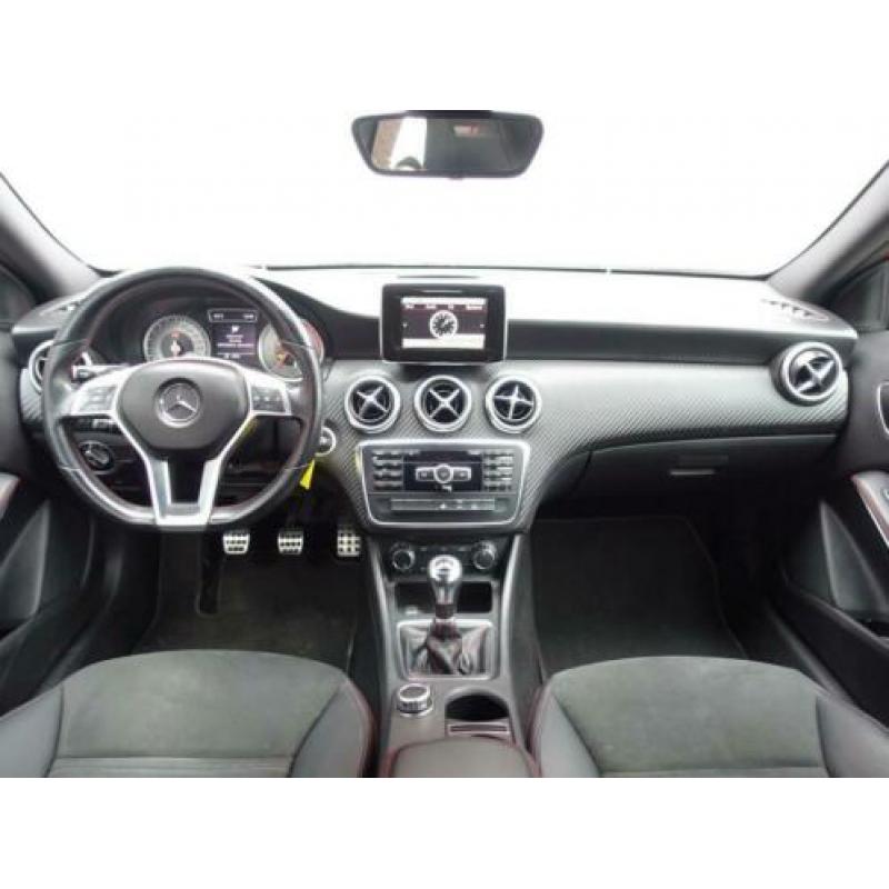Mercedes-Benz A-Klasse 180 CDI AMG Uitvoering, Navi, Xenon,