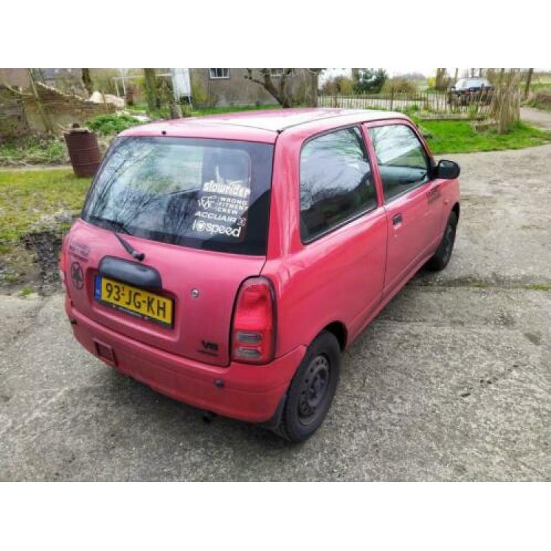 Daihatsu Cuore 1.0 STI 2002 Rood