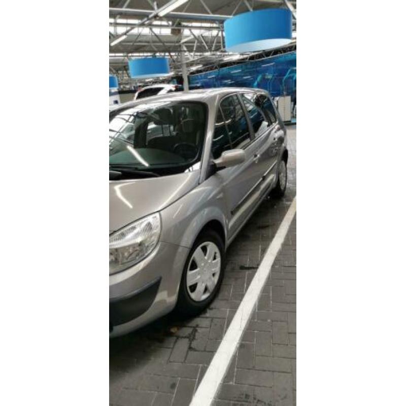 Renault Megane Grand Scenic 2.0 16V 99KW Bline AUT 2005