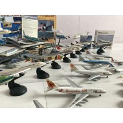 Complete vliegtuig collectie/schaalmodellen veelal Boeing747