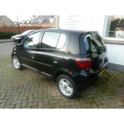 TOYOTA Yaris 1.3 16V VVT-I 5DR S-LINE Luna/AIRCO