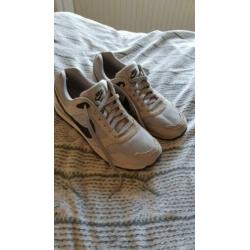 Grijze nike sneakers, maat 43