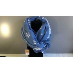 Nieuwe sjaal, blauw met witte vogels
