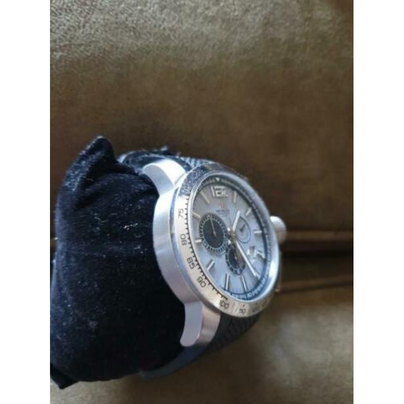 Super gaaf Metal CH horloge
