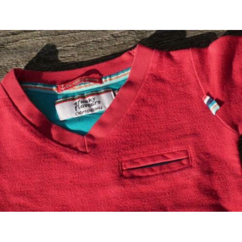 2 T-shirts van 4 FF '4 funkyflavours' (jongen) maat 98-104