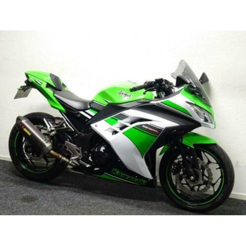 Bloedmooie Kawasaki NINJA 300 ABS AKRAPOVIC (bj 2015)