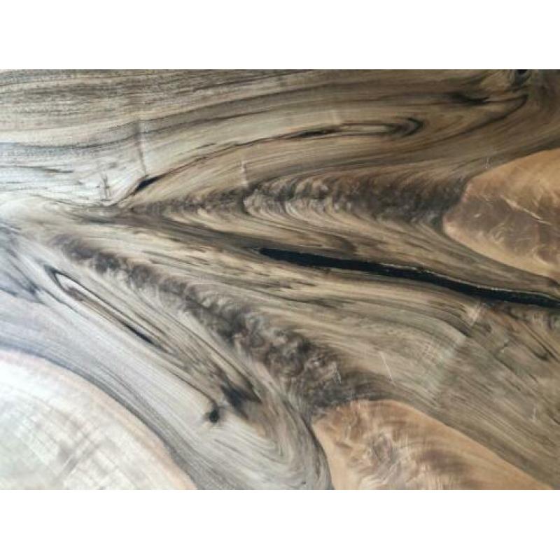 Handgemaakte walnotenboom tafel